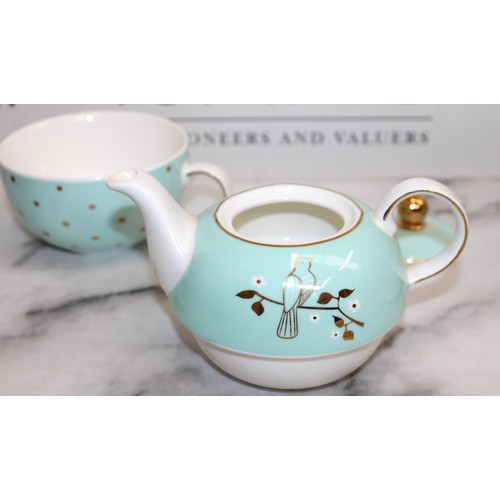 199 - Bombay Duck London Mint Green & Gold Miss Darcy Teacup & Saucer Set With Green & Gold Miss Darcy Tea... 