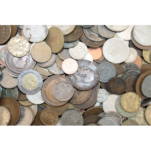 313 - Quantity Of Mixed Worldwide Coins