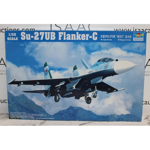 958 - Boxed TRUMPETER Military Aircraft Models
Scale 1:32