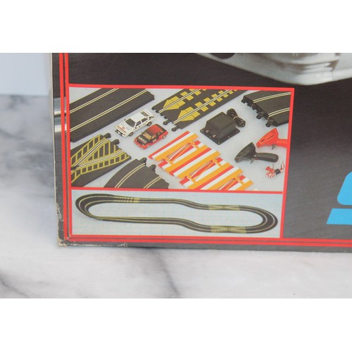 976 - Boxed Ralley Internationale Scalextric
Untested