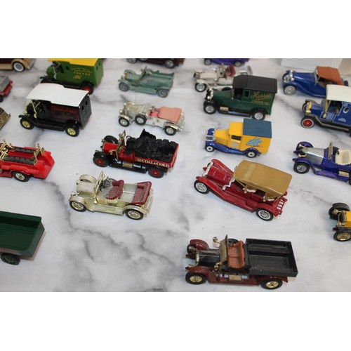 982 - A Quantity Of Play-worn Vehicles Including Matchbox And Others In Various Conditions