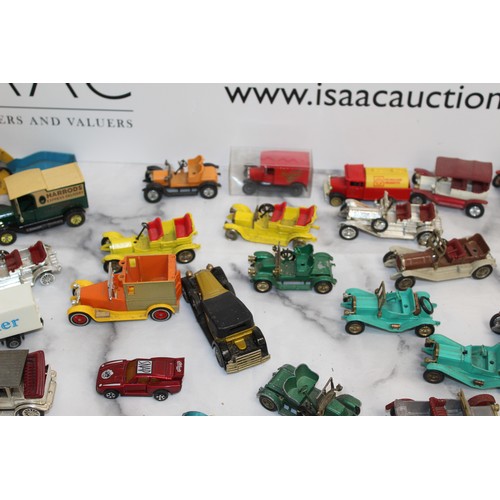 983 - A Quantity Of Play-worn Vehicles Including Matchbox And Others Including Tyres And Parts  In Various... 