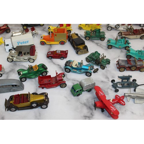 983 - A Quantity Of Play-worn Vehicles Including Matchbox And Others Including Tyres And Parts  In Various... 