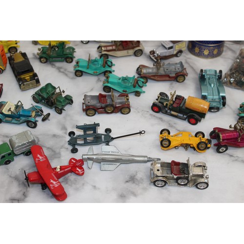 983 - A Quantity Of Play-worn Vehicles Including Matchbox And Others Including Tyres And Parts  In Various... 