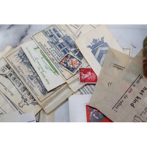 17 - Quantity Of Franked & Unfranked Stamps In Boxes