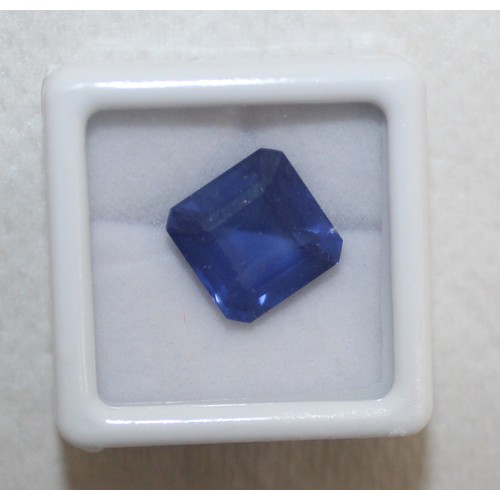 417 - 1 x GEMOLOGICAL INSTITUTE OF LABORATORY NATURAL TANZANITE With Original Laboratory Certificate