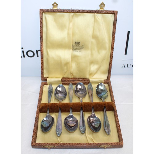 458 - 4 x Boxed Cutlery Items