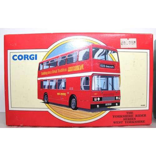 686 - 2 x Collectable Die-Cast Yorkshire Rider Buses