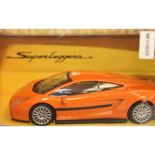 688 - 3 x Boxed Collectable Lamborghini Mondo Motors