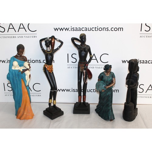 114 - 5 x Collectable Figures
Tallest 42cm
COLLECTION ONLY