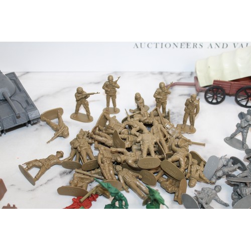 698 - A Box Of Military Vehicles, Soldiers And Accessories