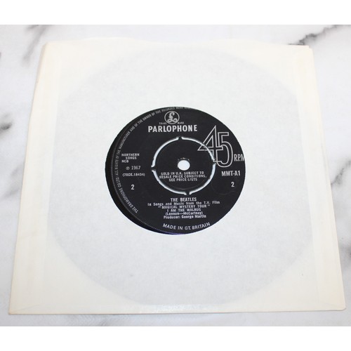 254 - BEATLES MAGICAL MYSTERY TOUR TWO E.P.S 1967 With Paul McCartney's Autograph On Inside Of Sleeve On B... 