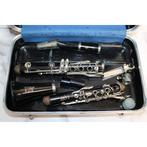 255 - Boosey & Hawkes Clarinet In Case Untested