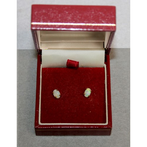 546 - Boxed Stamped 375 Gold Opal Earrings(Only One Back)Total Weight 0.74g