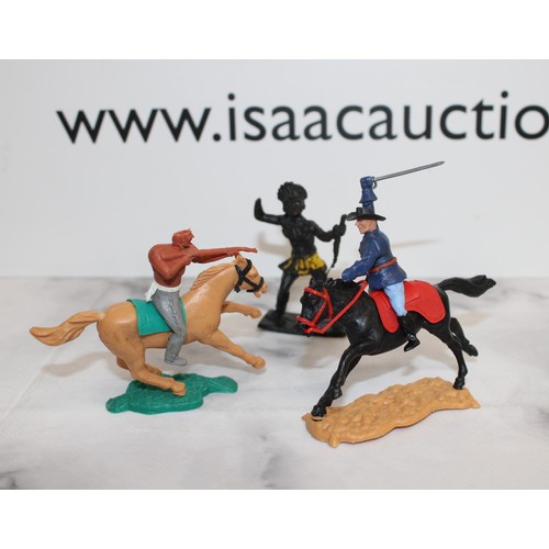 700 - A Quantity Of Collectable Cowboys And Indians Etc Box Not Included Various Conditions