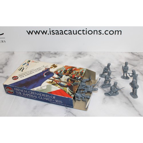 705 - A Selection Of Collectable Aifix Models Infantry/Imperial Guards 4 Boxed And An Assortment of Figuri...