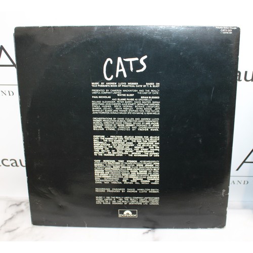 130 - Signed CATS Album (CATS COMPANY New London Theatre 1983) & STARLIGHT EXPRESS Programme