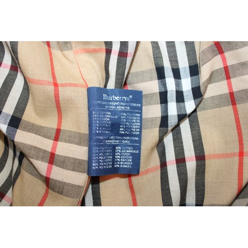 284 - Men's Burberry London Rain Mac Size 54 Reg C82D
Damage To One Button & One Button Missing As Shown I... 