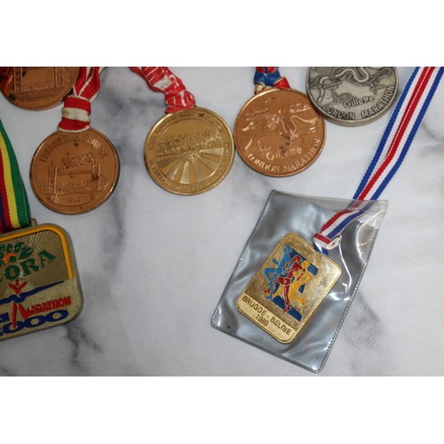 605 - 17 Running Medals - Includes Multiple London Marathons, Half Marathons and Others