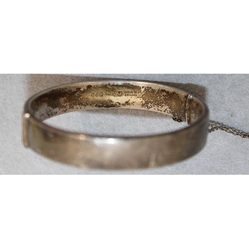 492 - Silver Hallmarked Ladies Bangle