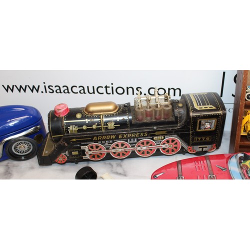 710 - Selection Of Collectable Vehicles/Tins/Shelf Inc-CORGI/Lledo/Matchbox/Ideal/Shinseikiki Etc
Various ... 