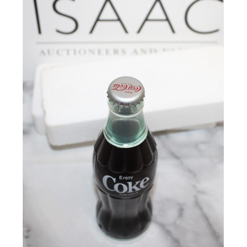 139 - Boxed Vintage COCA COLA Bottle Radio