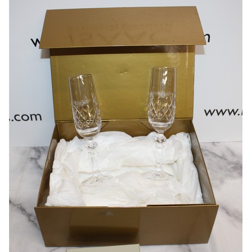 140 - Boxed BENTLEY Crystal 2 x Flute Glasses & Boxed BENTLEY Keyring