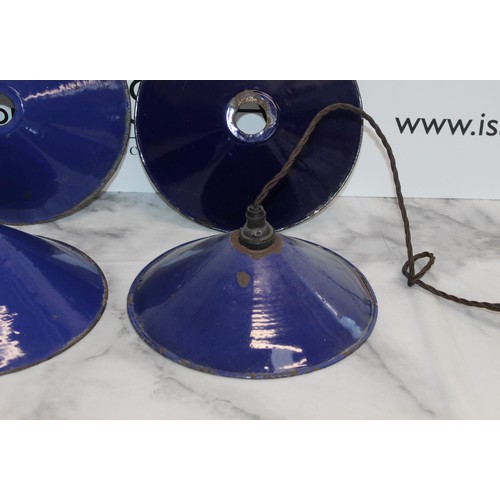 211 - 4 x Blue Enamelled Light Shades

Dimensions 23 x 23cm