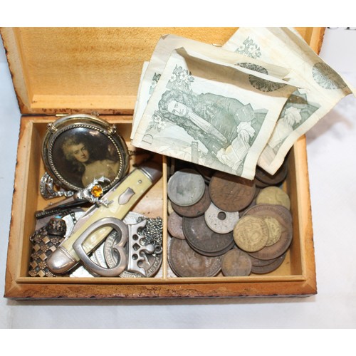 150 - Mixed Collectable Items Inc- Notes/Coins/Jewellery/Pen Knife Etc In A Box