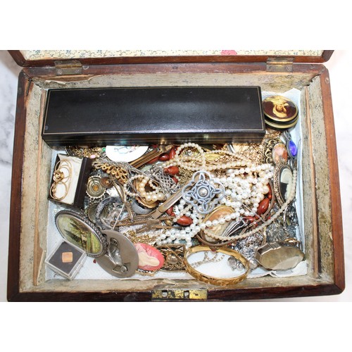 439 - Mixed Jewellery Items Etc In Wooden Box