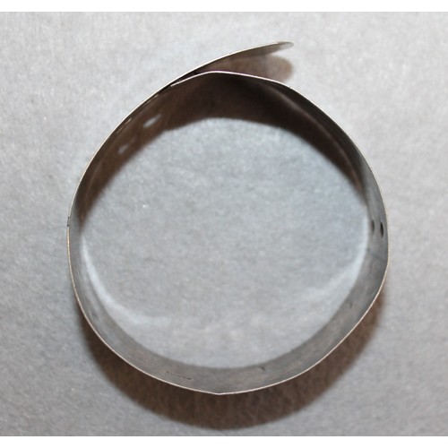 503 - Stamped SILVER Decorative Cuff