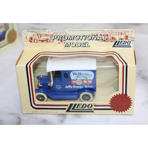 713 - A Quantity Of Collectable Die Cast Model Vehicles Inc:Models Of Yesteryear,Days Gone,Corgi Vintage C...