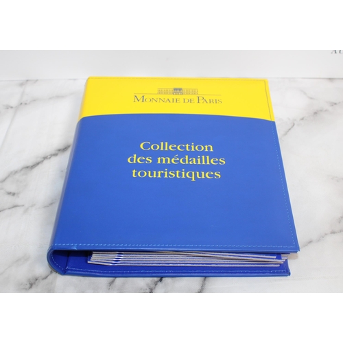 359 - Monnaie De Paris 15 Coin/Medal Collection In Folder