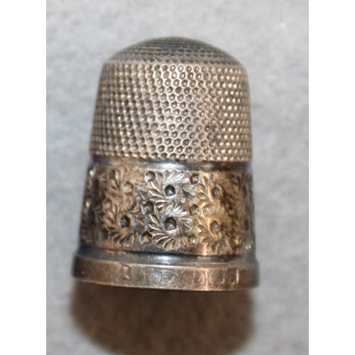 513 - Silver Hallmarked 1931 Fob & A Silver Hallmarked Thimble