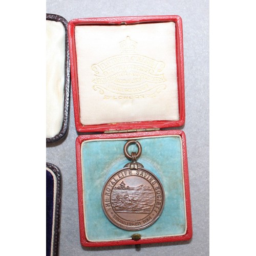 177 - 4 x Boxed Medals Inc-Girls Club 1915/1913 Camera Club/1908 The Royal Life Saving Society/1933 Athlet... 