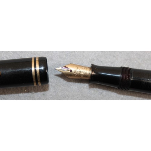 14 - Parker Victory Fountain Pen With 14K Gold Nib