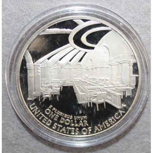 523 - USA Silver 1oz Commemorative 2005 One Dollar Coin