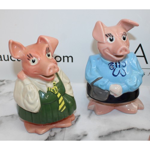 719 - Five Wade NatWest Piggy Banks
COLLECTION ONLY