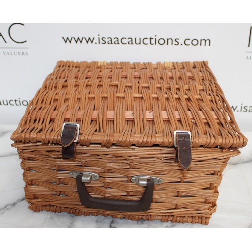 61 - The Brexton Collection Wicker Basket Picnic Set - As New - Collection Only