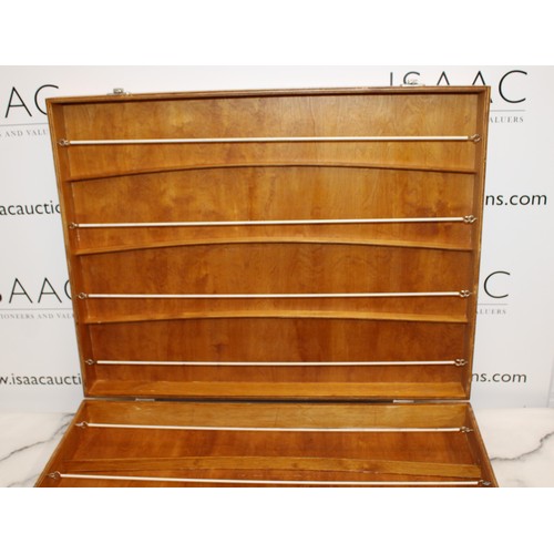 709 - Wooden Display / Carry Case - Measures 71cm x 55cm - Collection Only