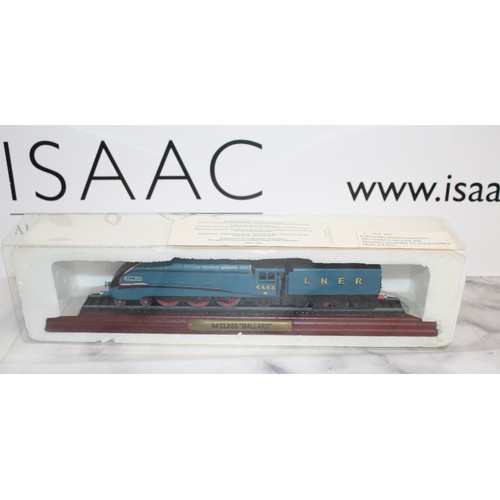 717 - 2 x Boxed Collectable Model Locomotives