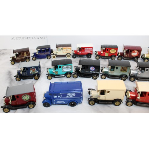 841 - A Quantity Of Collectable Lledo Model Vehicles