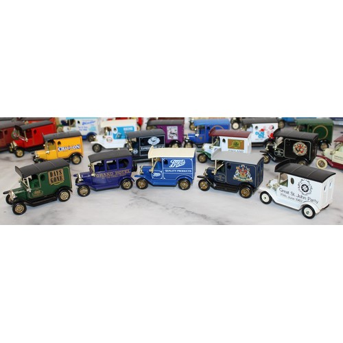 841 - A Quantity Of Collectable Lledo Model Vehicles