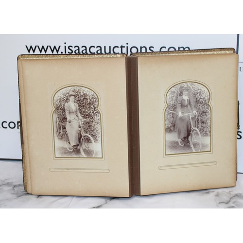 119 - A Collectable Victorian Lockable Family Photo/Post Card Album (Spine Outer Covering Is Damaged) 28cm... 