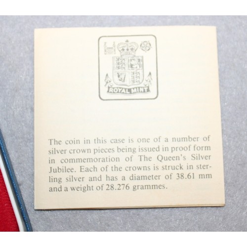 325 - Boxed 1977 The Royal Mint The Queen's Silver Jubilee Coin Silver Proof