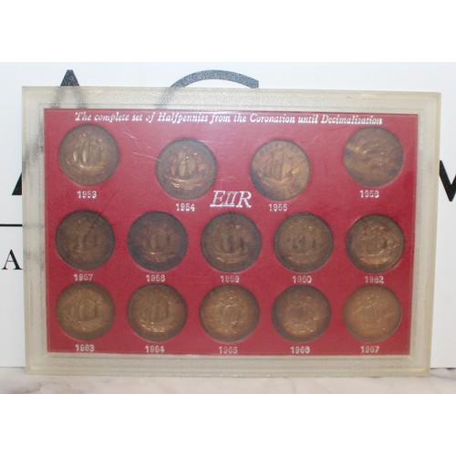 368 - Collector Coin Packs Including Penny Farthing, United Kingdom Collection Of One pound Coins, Great B... 