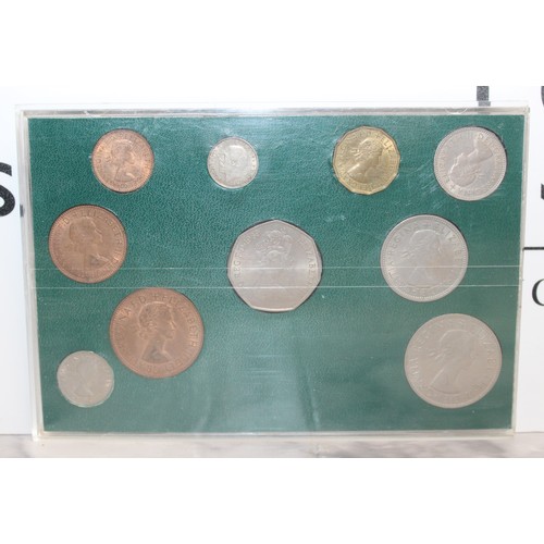 369 - Collectable Coin Packs Includimg Coinage Of Great Britain, GT Britain Queen Victoria Type Set, Great... 