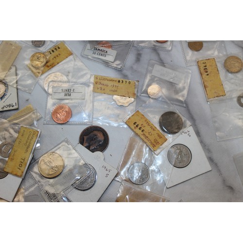 326 - A Quantity Of Collectable Worldwide Coins