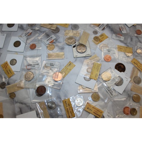 326 - A Quantity Of Collectable Worldwide Coins