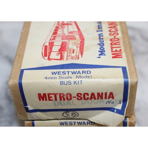 858 - A Selection Of Collectable Vehicle Kits Inc:Westward,Pirate Models Etc And A Dinky Breakdown Coach